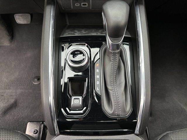 Used 2024 GMC Canyon Elevation w/ Convenience Package AWD/4WD image 19