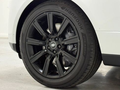 Used 2018 Land Rover Range Rover HSE image 48