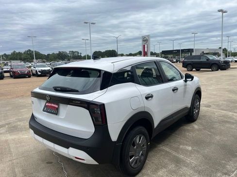 New 2026 Nissan Kicks S FWD image 4