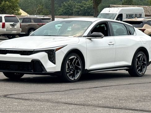 Certified 2025 Kia K4 GT-Line FWD image 11
