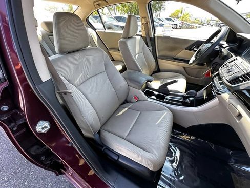 Used 2016 Honda Accord LX image 13