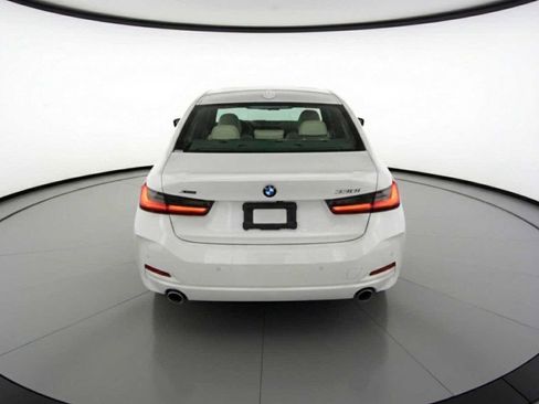 Used 2023 BMW 330i xDrive Sedan w/ Driving Assistance Package image 7