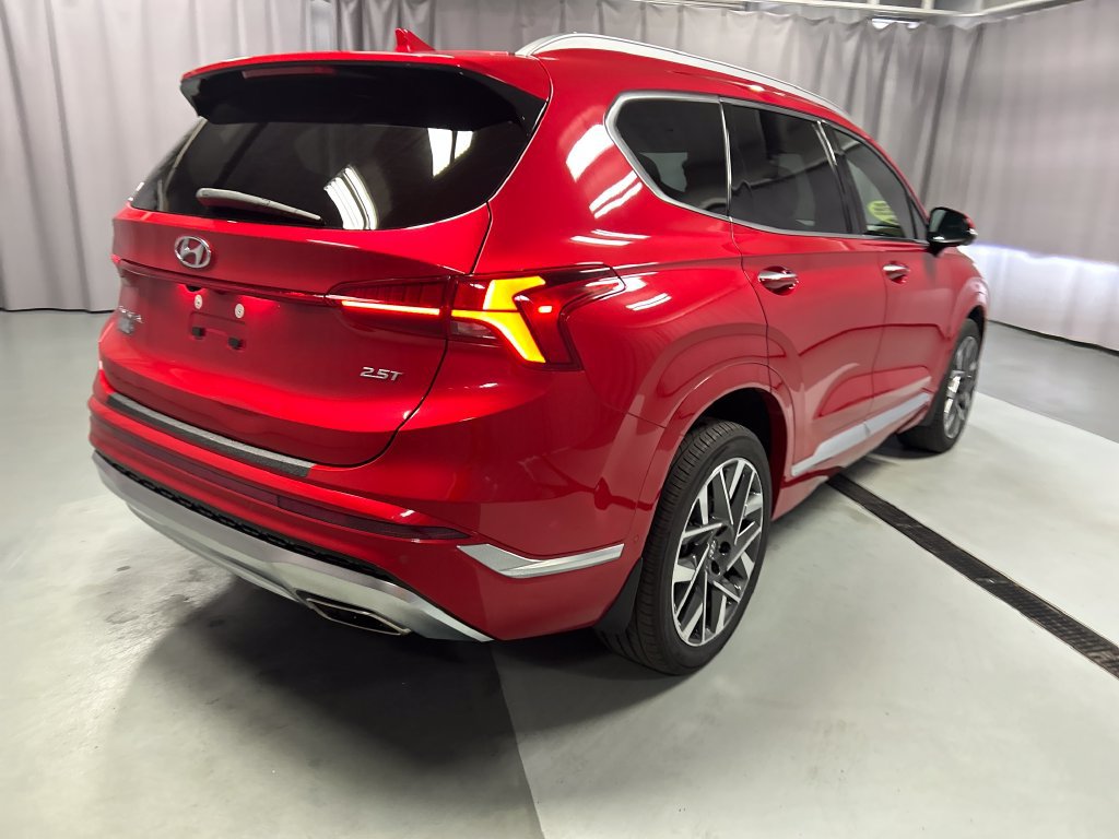 Used 2023 Hyundai Santa Fe Calligraphy FWD image 7