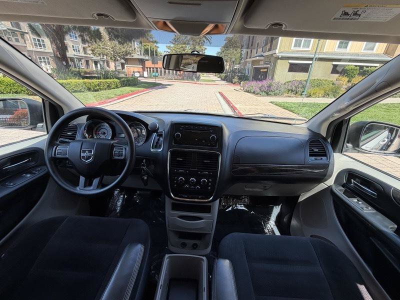 Used 2016 Dodge Grand Caravan SE w/ Quick Order Package 29E SE FWD image 45