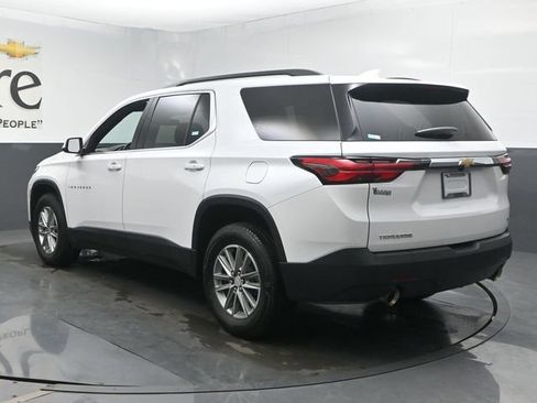 Used 2023 Chevrolet Traverse LT FWD image 40