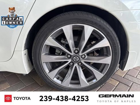 Used 2022 Nissan Maxima Platinum w/ Sport Mat Group FWD image 14