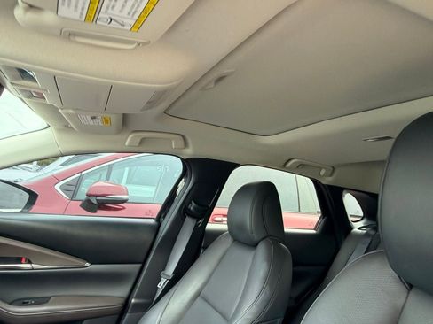 Used 2024 MAZDA CX-30 AWD 2.5 S w/ Premium Package image 9