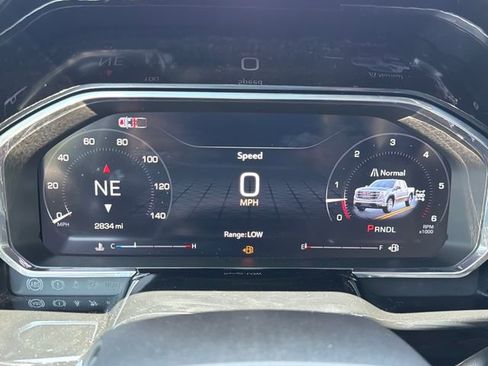 New 2026 GMC Sierra 1500 Elevation w/ X31 Off-Road Package AWD/4WD image 11