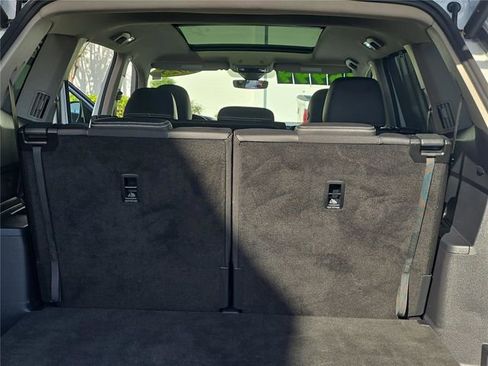 Used 2025 Volkswagen Atlas SE w/ Panoramic Sunroof Package image 27