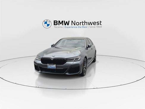 Used 2021 BMW 530e xDrive w/ Executive Package image 8