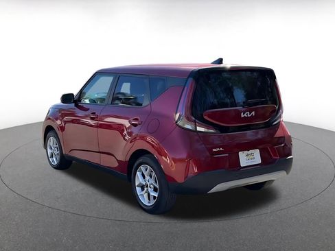 Used 2025 Kia Soul LX w/ LX Technology Package image 11