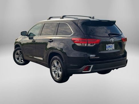 Used 2018 Toyota Highlander Limited AWD/4WD image 2