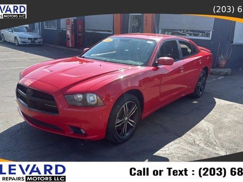 Used 2014 Dodge Charger SXT AWD/4WD image 2