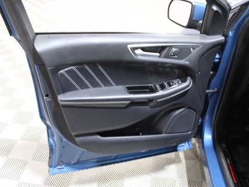 Used 2020 Ford Edge ST w/ Cold Weather Package image 9