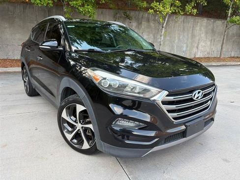 Used 2016 Hyundai Tucson Limited AWD/4WD image 1