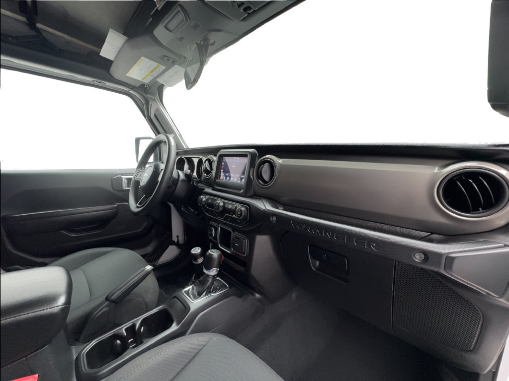 Used 2022 Jeep Wrangler Sport AWD/4WD image 27