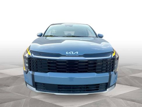 New 2026 Kia Sportage S image 3