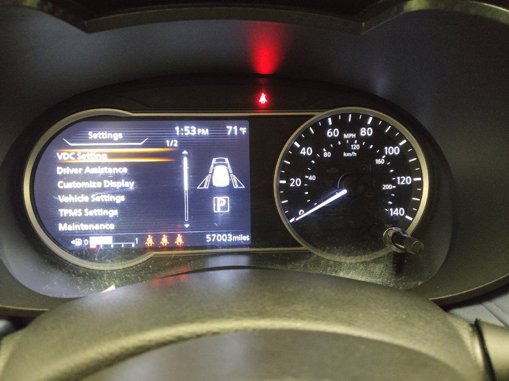 Used 2024 Nissan Versa SV FWD image 23