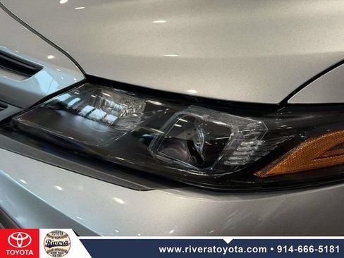 Used 2024 Toyota Camry SE w/ Cold Weather Package AWD/4WD image 8