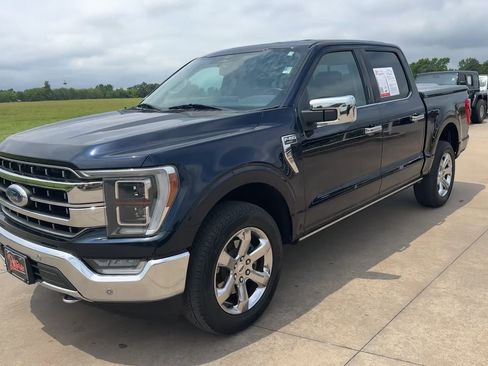 Used 2023 Ford F150 Lariat w/ Equipment Group 502A High AWD/4WD image 4