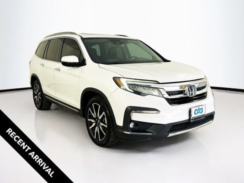 Used 2020 Honda Pilot Touring image 1