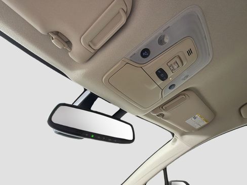 Used 2022 Toyota Prius Limited image 20