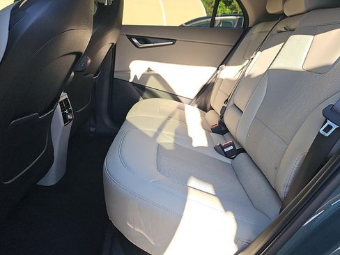 Certified 2023 Kia Niro Wind FWD image 16