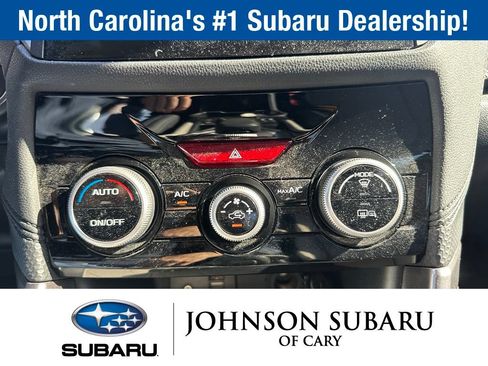 Used 2022 Subaru Forester Premium AWD/4WD image 13