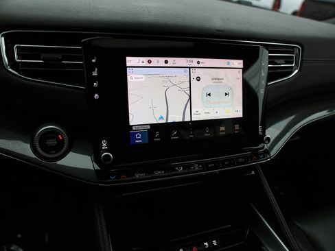 Used 2022 Jeep Wagoneer Series I w/ Premium Group I image 27