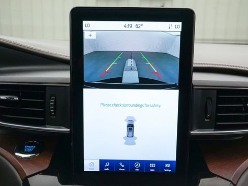 Certified 2023 Ford Explorer King Ranch w/ Technology Package AWD/4WD image 19