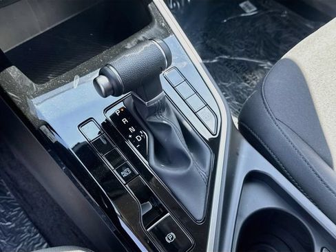New 2026 Kia Niro LX FWD image 16