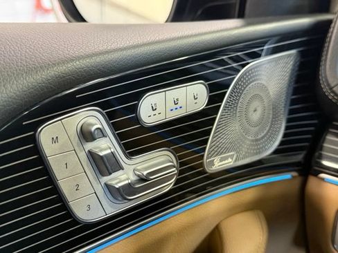 Used 2024 Mercedes-Benz GLS 450 4MATIC image 26