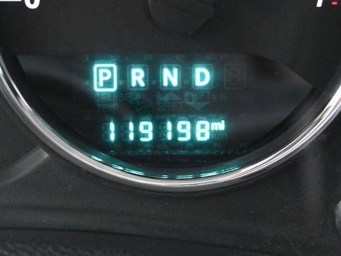 Used 2016 Jeep Wrangler Unlimited Rubicon w/ Connectivity Group AWD/4WD image 13