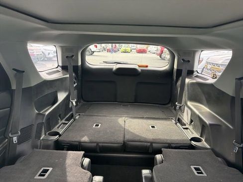 Used 2021 Ford Explorer Limited w/ Equipment Group 301A image 26