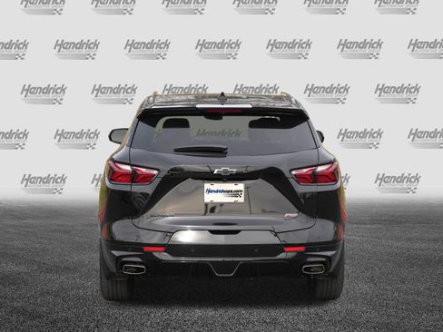 Used 2022 Chevrolet Blazer RS w/ Enhanced Convenience Package image 8