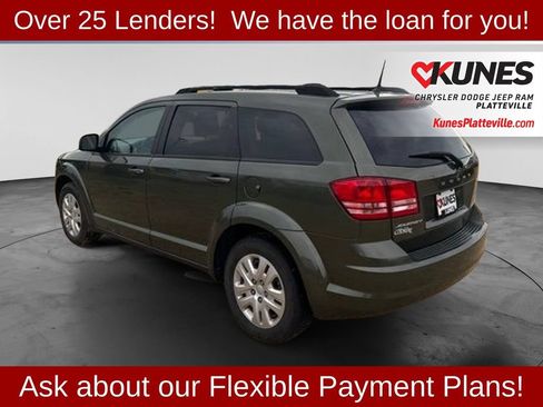 Used 2019 Dodge Journey SE FWD image 7
