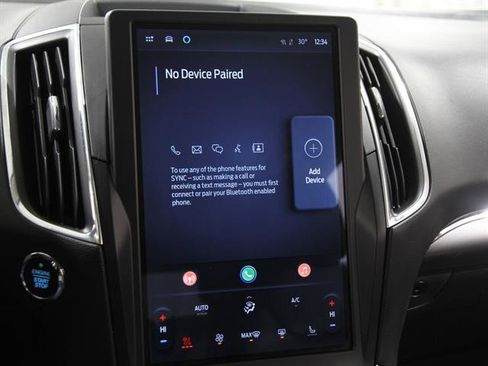 Certified 2022 Ford Edge Titanium image 11