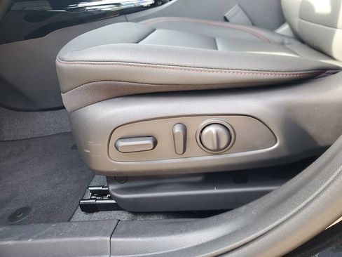 New 2026 Chevrolet Trax RS w/ Sunroof Package image 14