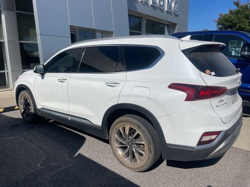 Used 2020 Hyundai Santa Fe SEL w/ Convenience + Premium Package FWD image 5