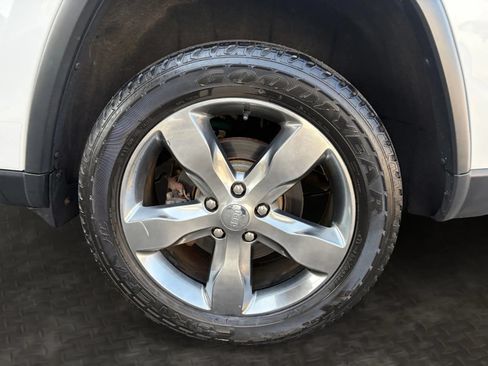Used 2014 Jeep Grand Cherokee Limited AWD/4WD image 41