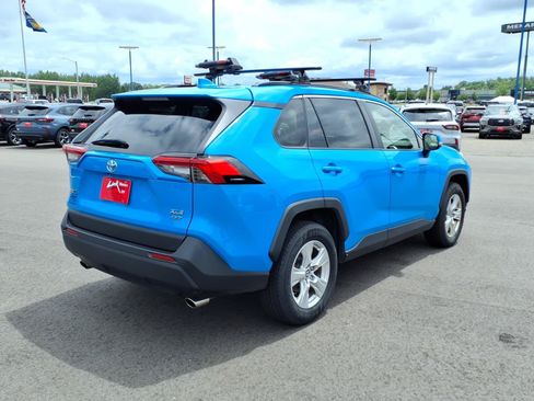 Used 2019 Toyota RAV4 XLE w/ Convenience Package AWD/4WD image 6