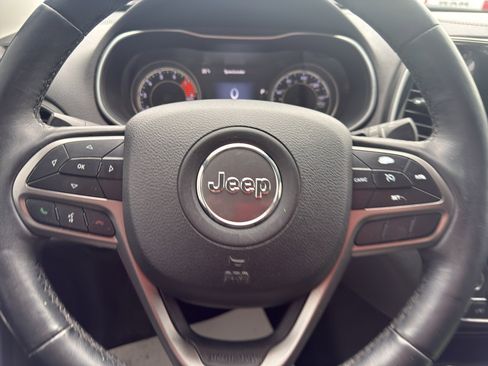 Used 2019 Jeep Cherokee Limited AWD/4WD image 19