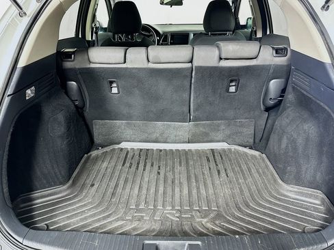 Used 2022 Honda HR-V EX image 16