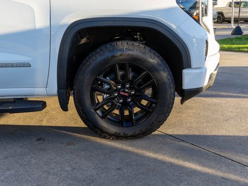 New 2026 GMC Sierra 1500 Elevation w/ Elevation Premium Package image 32