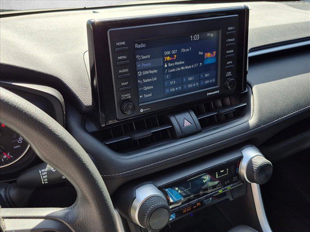 Used 2020 Toyota RAV4 LE FWD image 12
