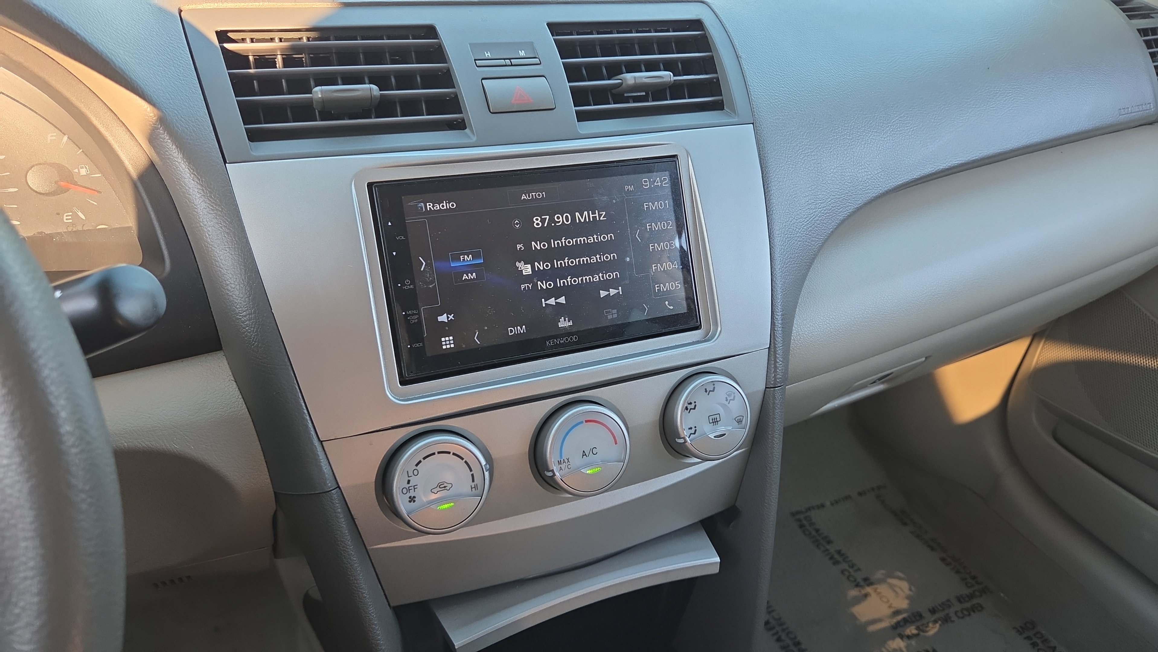 Used 2011 Toyota Camry LE w/ LE Extra-Value Pkg FWD image 24
