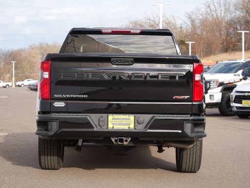 Used 2022 Chevrolet Silverado 1500 RST image 4