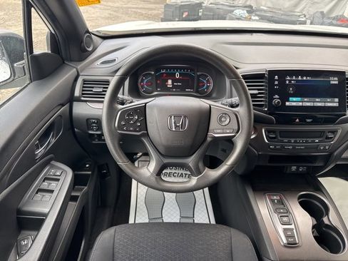 Used 2021 Honda Passport Sport image 24