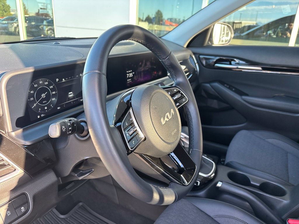 Certified 2024 Kia Seltos S AWD/4WD image 3