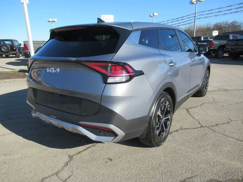Used 2023 Kia Sportage EX image 6